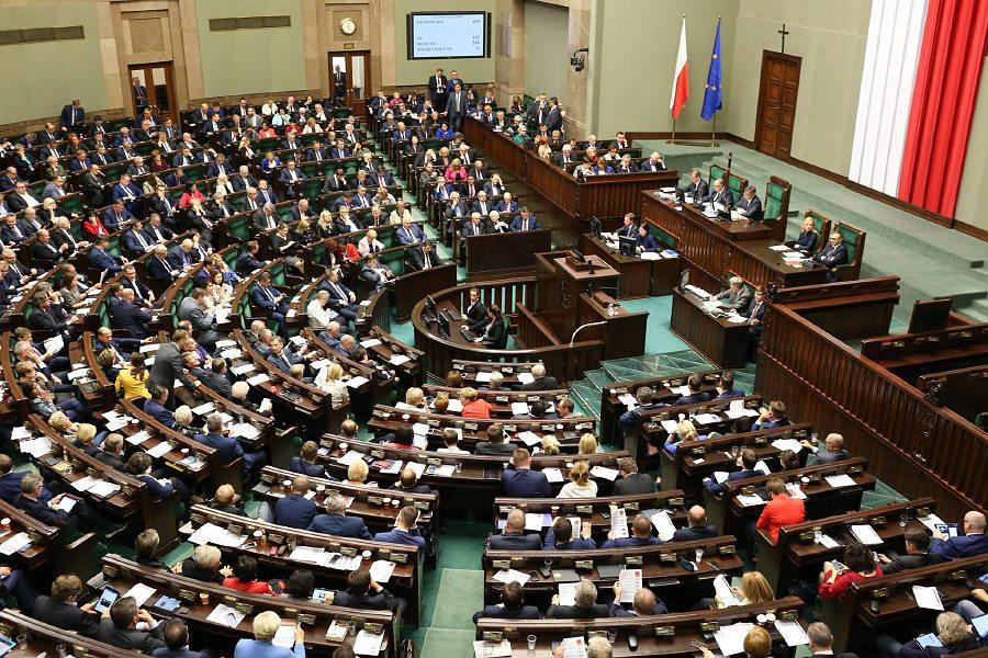 Co wiesz o polskim parlamentaryzmie? Weź udział w konkursie i jedź na wycieczkę do Sejmu RP