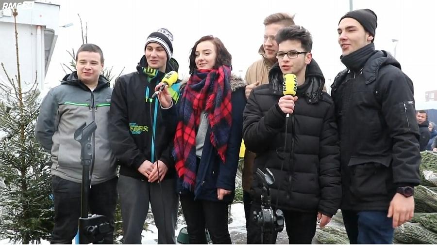 Ruszył wielki finał świątecznego karaoke w RMF FM. Głosujemy na kolędę w wykonaniu uczniów kraśnickiej „Górki”