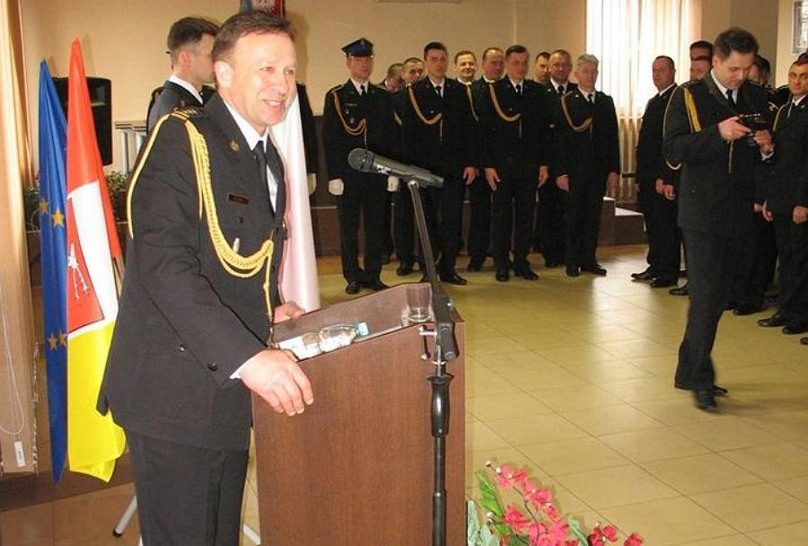 Komendant Powiatowy Państwowej Straży Pożarnej Artur Bis przeszedł na emeryturę