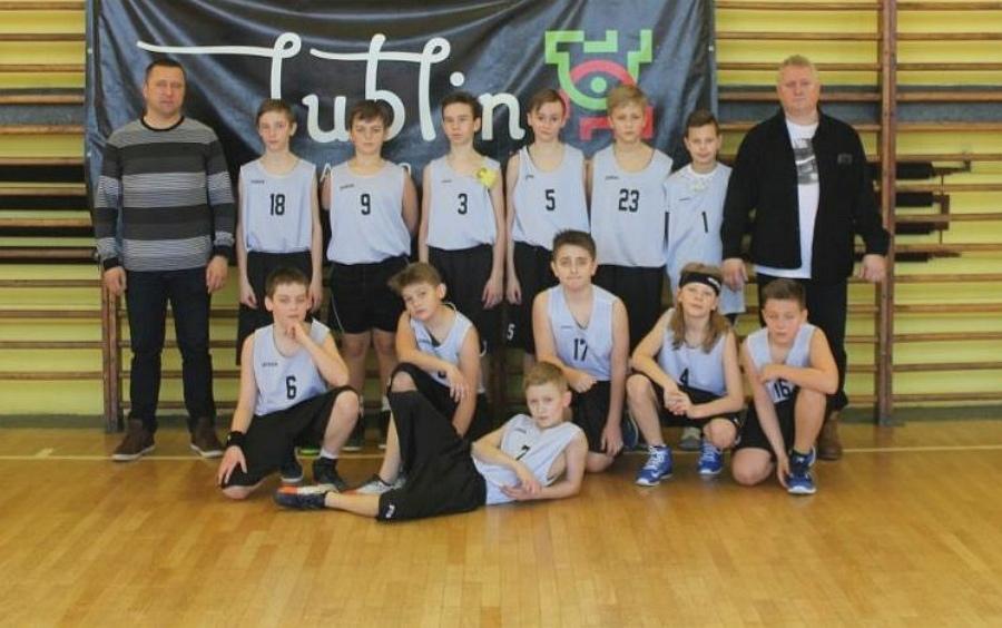 Dwa zwycięstwa kraśnickich koszykarzy w III Turnieju grupy B „O Puchar Nadziei Olimpijskich