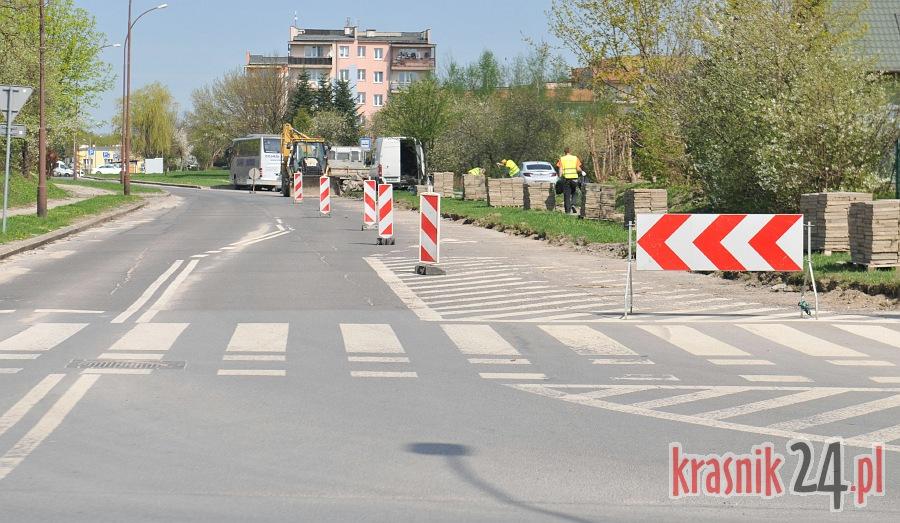 Kraśnik. Ruszył remont ulicy Hermanna Gmeinera. Miasto pozyskało na niego rządową dotację
