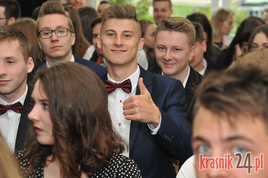 Złote Pióra Reja rozdane. Maturzyści z ZS 2 pożegnali się ze szkołą. Foto