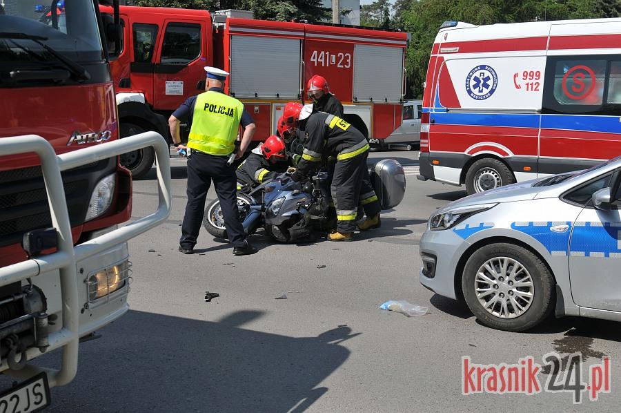 Skrzyżowanie ulic Krasińskiego i Gmeinera: Kolizja malucha i motocykla