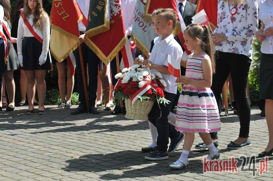 Powiatowe obchody Narodowego Święta Konstytucji 3 Maja w Annopolu. Foto
