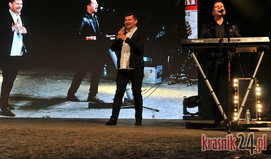 Zenek Martyniuk i inne gwiazdy disco polo przyciągnęły tłumy. Kraśnicka gala za nami. Foto, Wideo