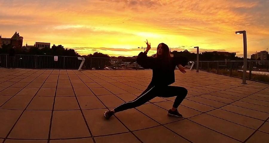 Sunshine State Of Mind – Pitzo produkuje, NBDS tańczy