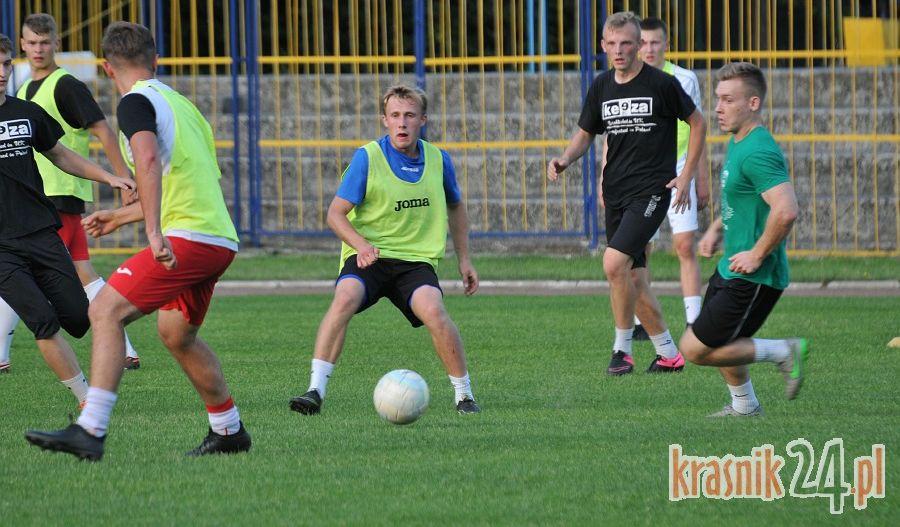 Stal Kraśnik rozpoczęła przygotowania do III ligi. Foto