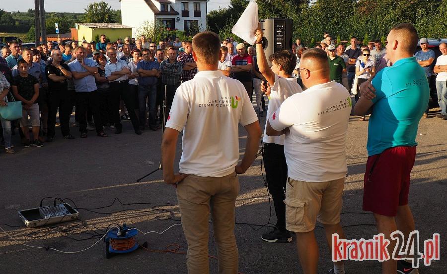 Spotkanie plantatorów w Bobach. Były apele o zjednoczenie rolników i podjęcie wspólnych działań
