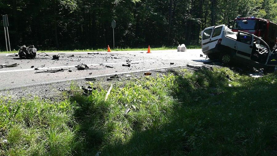 Tragiczny wypadek na 19-stce. Jeden z kierowców nie żyje