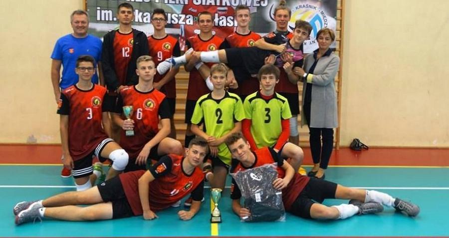 Czarni Radom najlepsi w siatkarskim turnieju im. Arkadiusza Gołasia