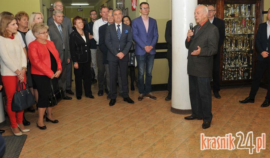 Rejowska kapsuła czasu z okazji 100-lecia odzyskania przez Polskę niepodległości. Foto