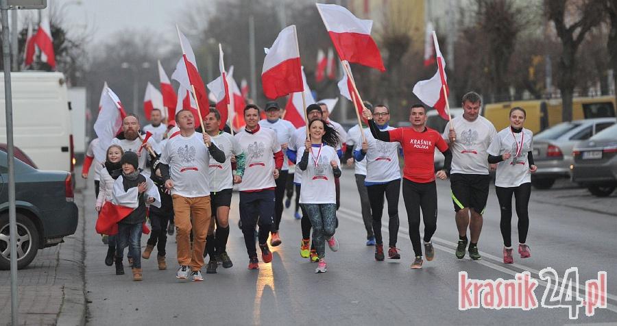 Kraśnik. Przebiegli 100 km na 100-lecie Niepodległości