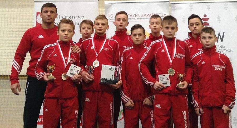 3 medale zapaśników LUKS Suples Kraśnik na Mistrzostwach Polski Młodzików