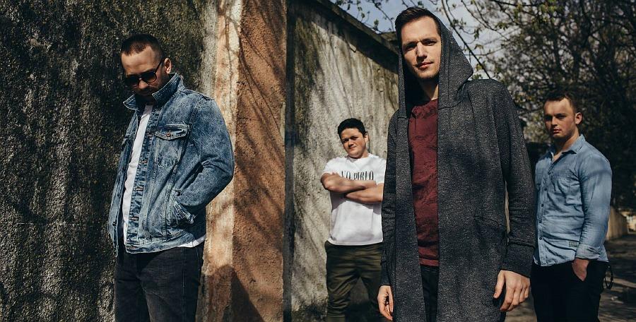 Mikołajki ze Spring Rolls: 6 grudnia premiera płyty, 8 grudnia koncert w Kraśniku!