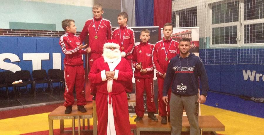 Medalowy występ młodych kraśnickich zapaśników na Słowacji