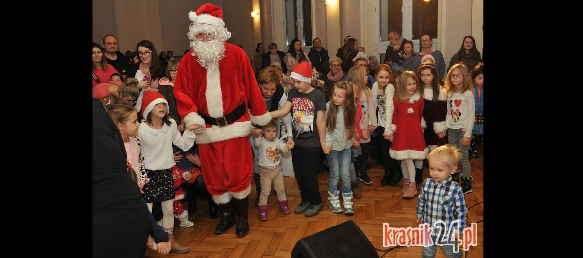 Mikołajkowe atrakcje przyciągnęły do CKiP wielu kraśniczan