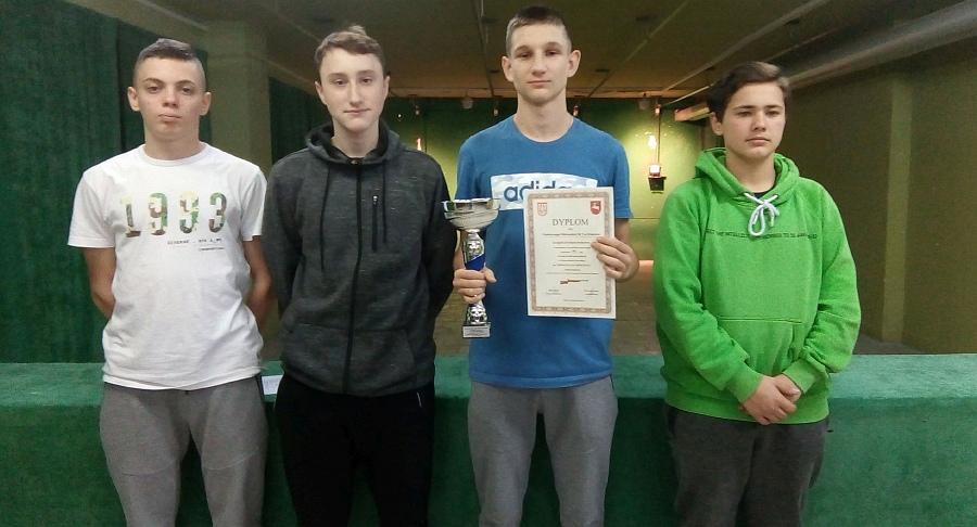 Kraśniccy gimnazjaliści na podium zawodów Szkolnej Ligi Strzeleckiej