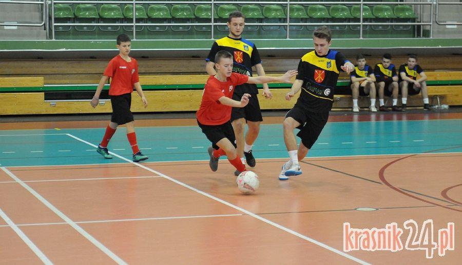 Najmłodsi okazali się najlepsi. MUKS wygrał Noworoczny Turniej Halowy Juniorów