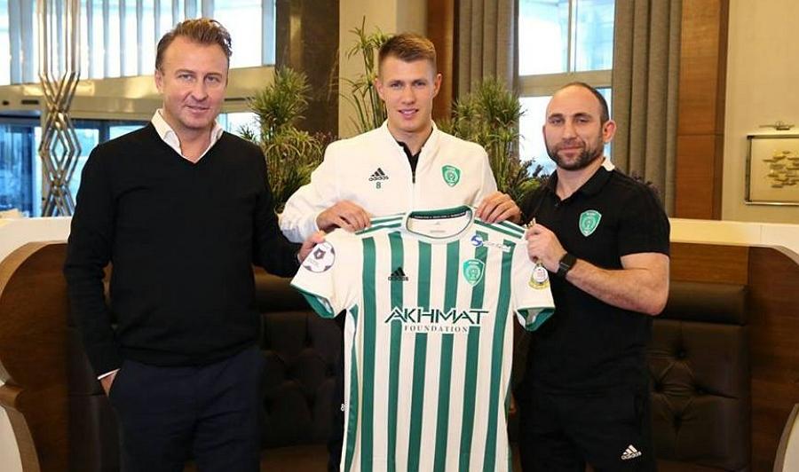 Damian Szymański podpisał kontrakt z Akhmatem Grozny