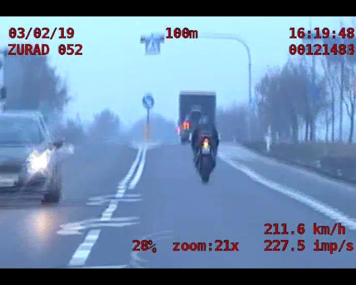 Policyjna niedziela z radarem. Trzy zabrane prawa jazdy. WIDEO