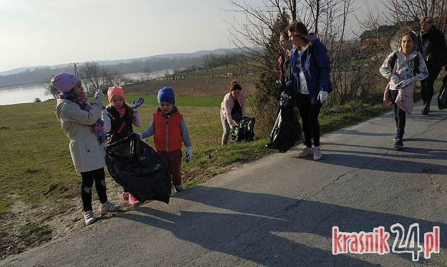 Annopolska „Szansa” zaprosiła mieszkańców do wspólnego sprzątania lasu