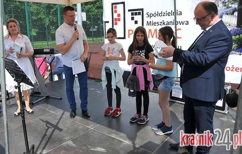 Mieszkańcy podczas pikniku świętowali 60-lecie SM Pomoc. Foto