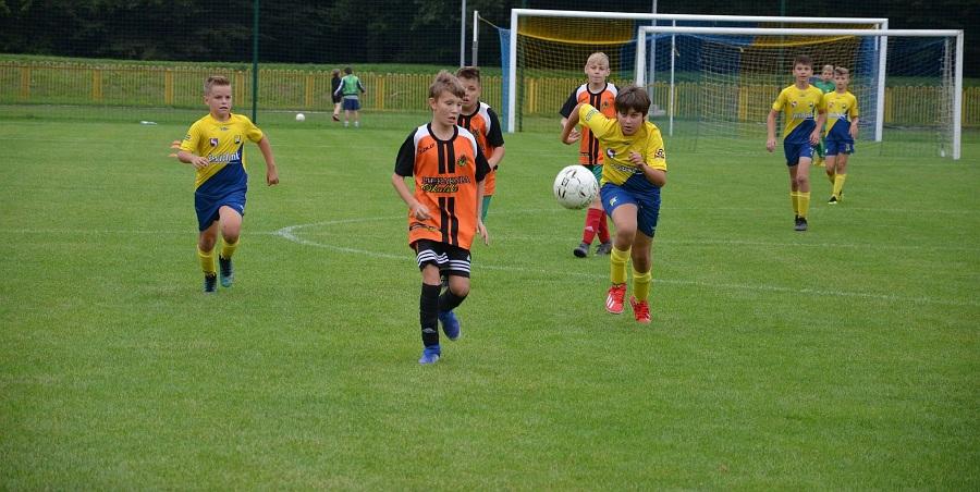 Ogólnopolski Młodzieżowy Turnieju Piłki Nożnej. Główne trofeum dla młodzików starszych KSZO