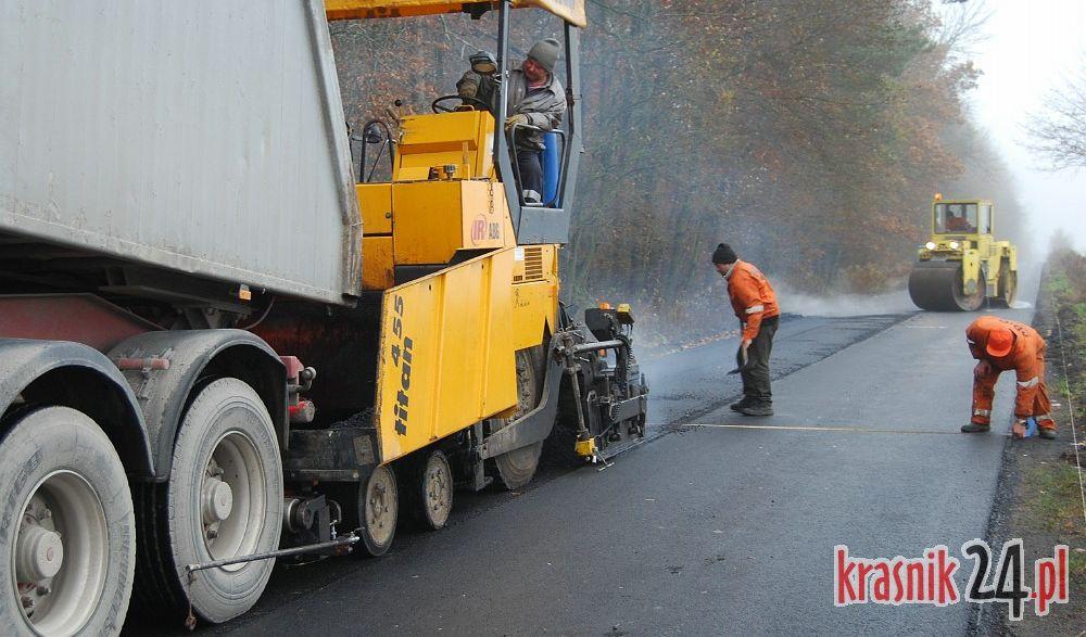 Powiat Kraśnicki. Trzy samorządy i Nadleśnictwo wspólnie sfinansują remont trasy Borów – Zaklików