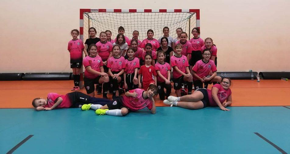 Charytatywny Turniej Piłki Nożnej Kobiet KEEZA w Kraśniku