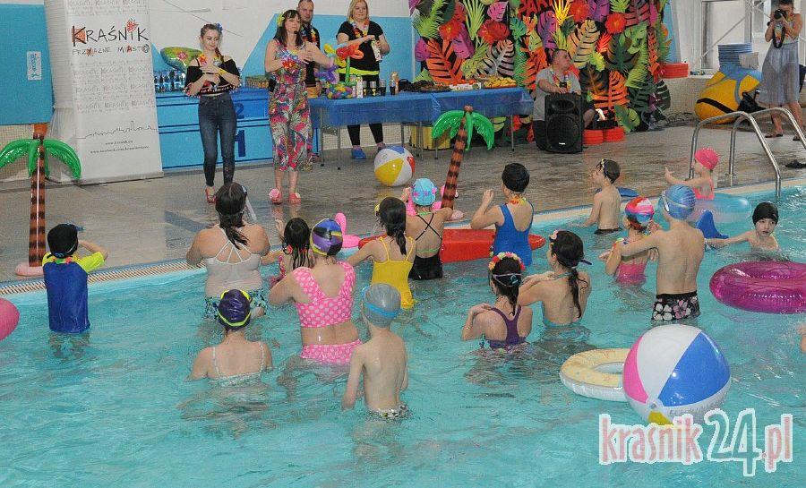 Aloha Party, czyli karnawałowa impreza dla dzieci na basenie, za nami