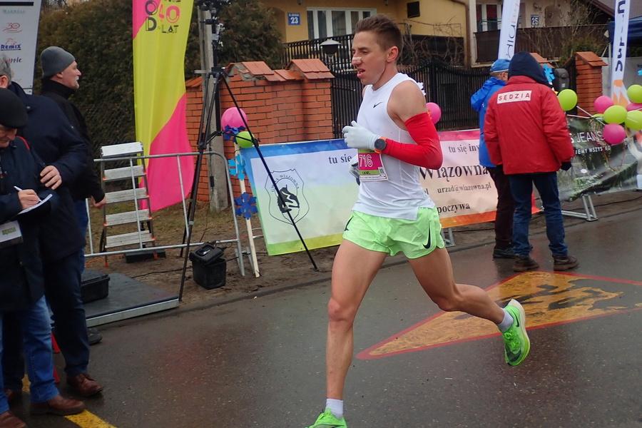 Z Kenii prosto do Wiązownej. Życiówka Kamila Jastrzębskiego w półmaratonie