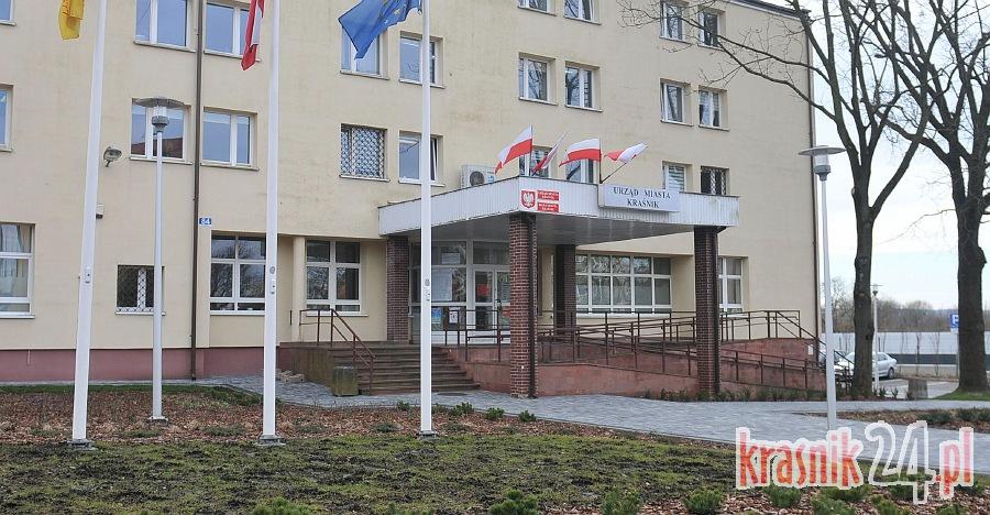 Kraśnicki Magistrat i WOT idą z pomocą seniorom, osobom niepełnosprawnym i kombatantom w czasie epidemii