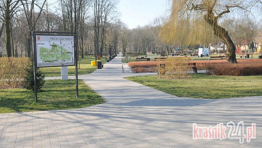W związku z epidemią kraśnickie parki i teren przy zalewie zamknięte!