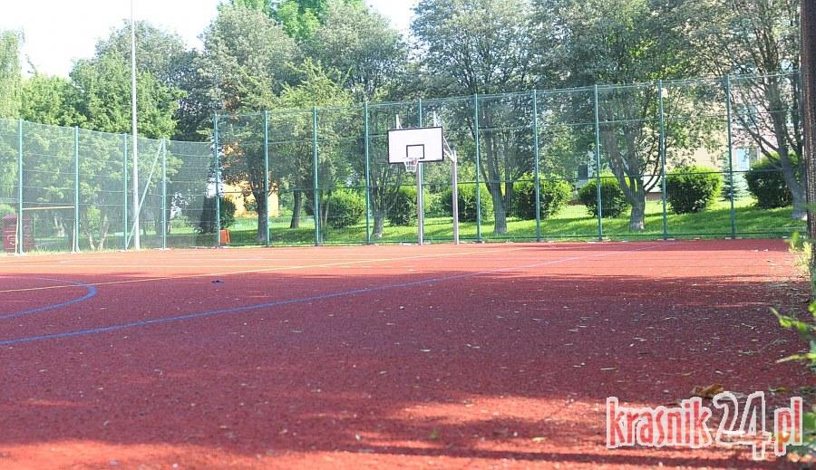 Kraśnik. Osiedlowe boisko przy Spółdzielczej wróci do życia