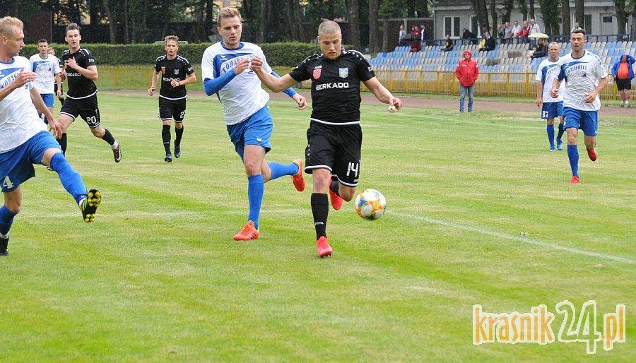 Sparingów ciąg dalszy. Stal pokonała Tomasovię 4:0