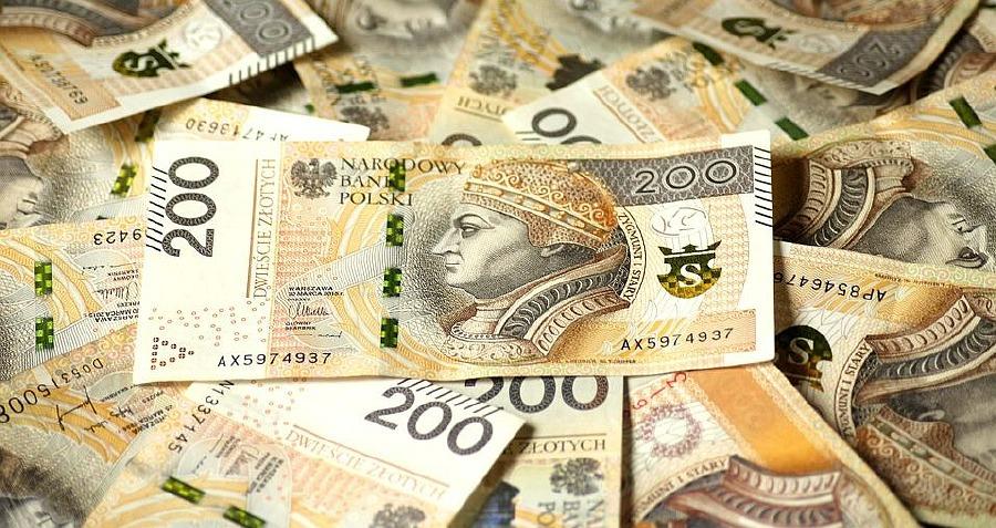 Oszuści nie dają za wygraną. 74-latka o mało nie straciła dużej sumy pieniędzy