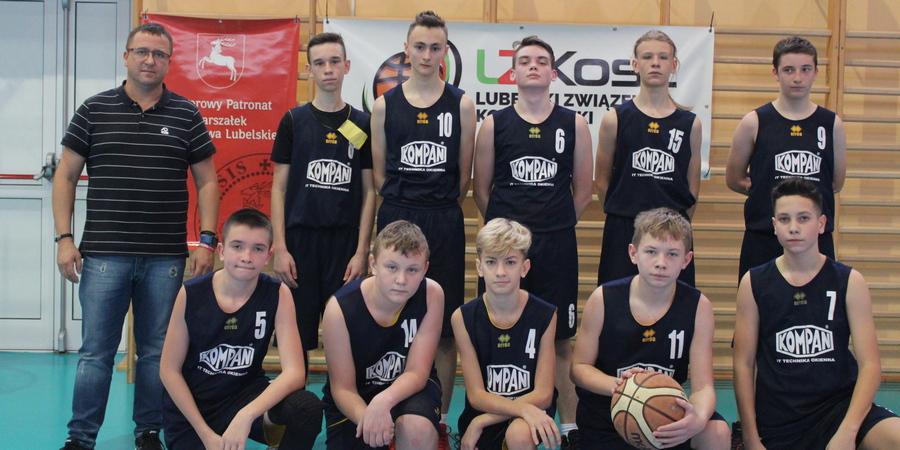 Koszykarski weekend Biało-Czarnych