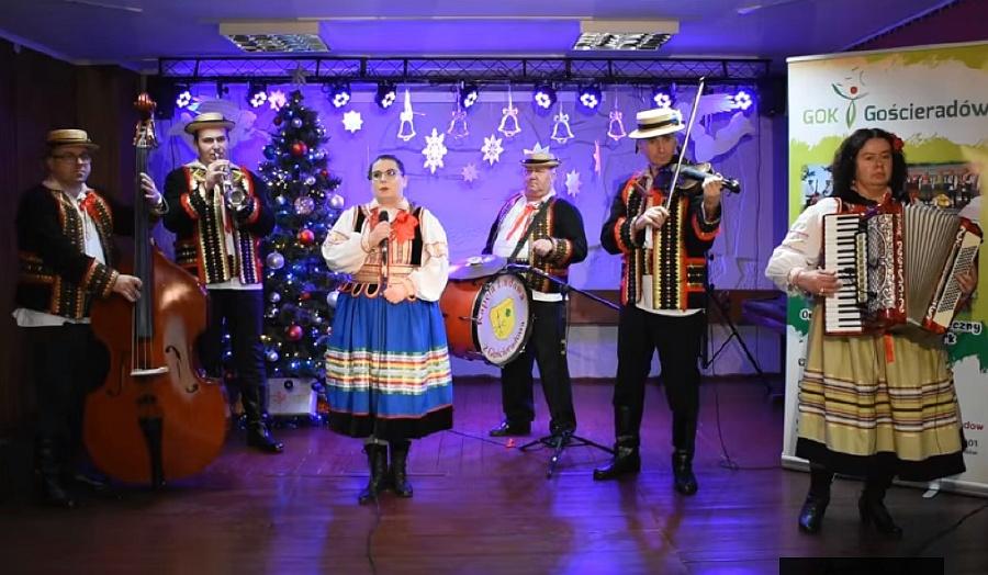 Kolędowanie z artystami z GOK Gościeradów