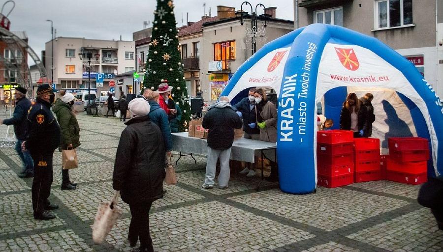 Za nami Miejska Wigilia 2020. Potrawy wydawane były na wynos