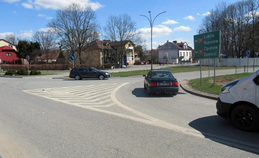 Uwaga, utrudnienia na rondzie. Część dróg zostaje zamknięta