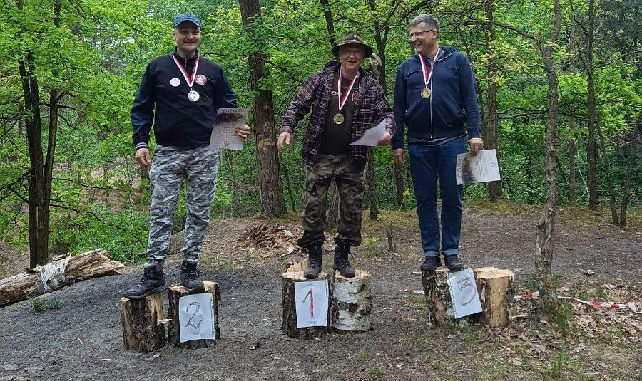 Andrzej Trynkiewicz najlepszy w Niepodległościowym Turnieju Łuczniczym