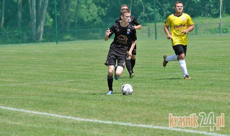 Nerwy zakończone fetą z okazji awansu. Tęcza Kraśnik – Perła Rudnik 2:1