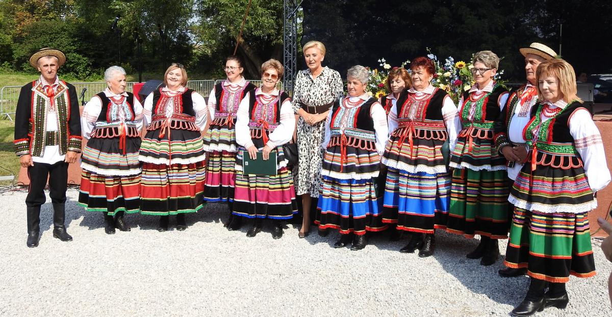 Gospodynie z Mniszka gościły Pierwszą Damę. FOTO
