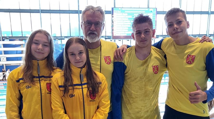 Niezawodni pływacy z kolejnymi medalami Mistrzostw Polski