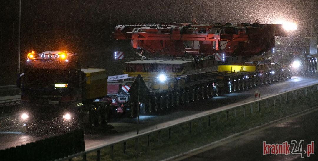 Wielka maszyna przejechała przez nasz powiat