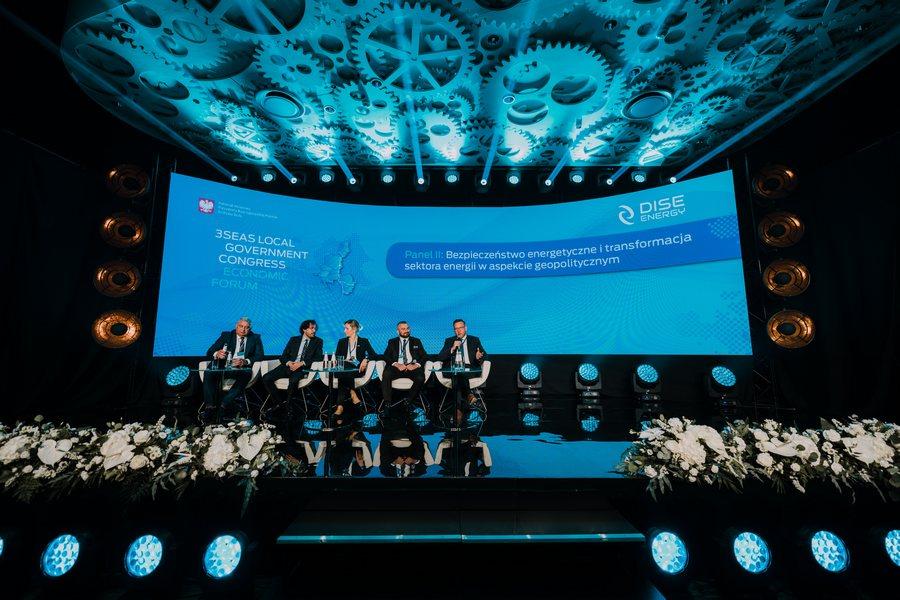 Atom, węgiel i OZE – to przyszłość i gwarancja bezpieczeństwa energetycznego Polski