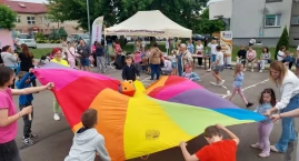 Słońce, zabawa i uśmiechy najmłodszych z okazji Dnia Dziecka