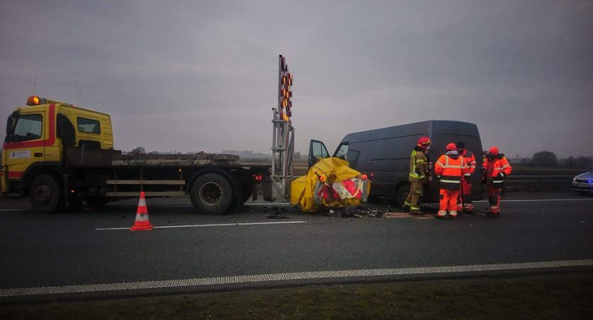 Wypadek na A2 - zablokowana droga w kierunku Poznania 