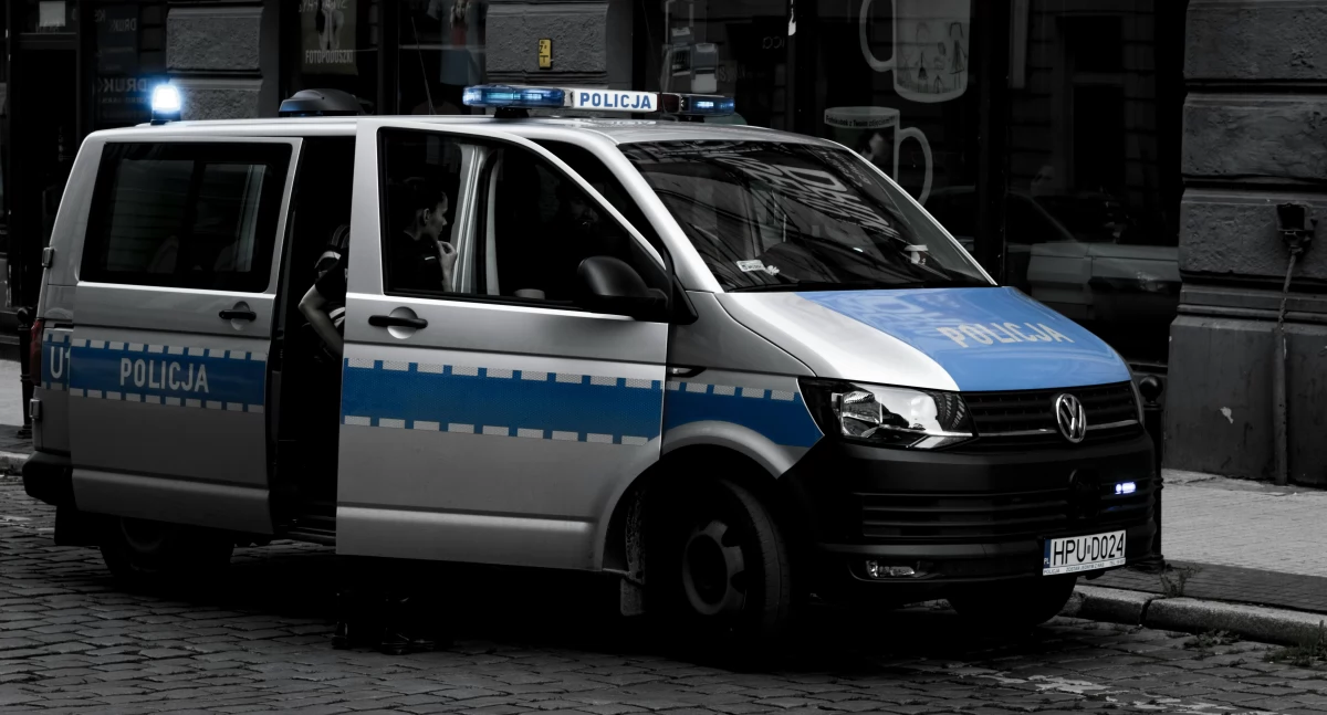Nietrzeźwy łapówkarz zatrzymany przez żyrardowskich funkcjonariuszy