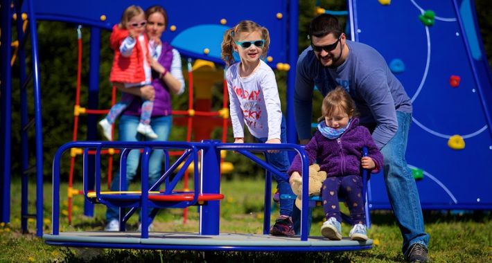 Podwórko Nivea Żyrardów  pod koniec października